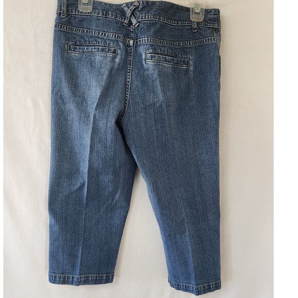 C J Banks Denim Mid Rise Denim Capri Pants with 2 Pockets Women's Size 4 - Picture 2 of 10